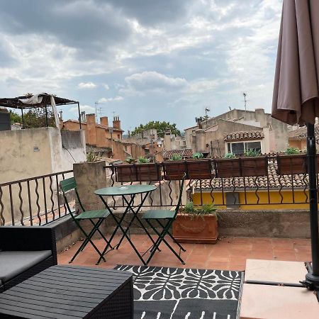 Une Terrasse Sur Les Toits Aix-en-Provence Dış mekan fotoğraf